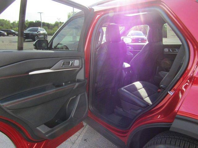 new 2025 Ford Explorer car, priced at $59,191