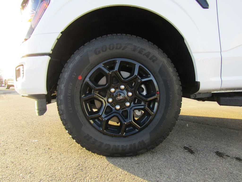 new 2024 Ford F-150 car, priced at $58,470
