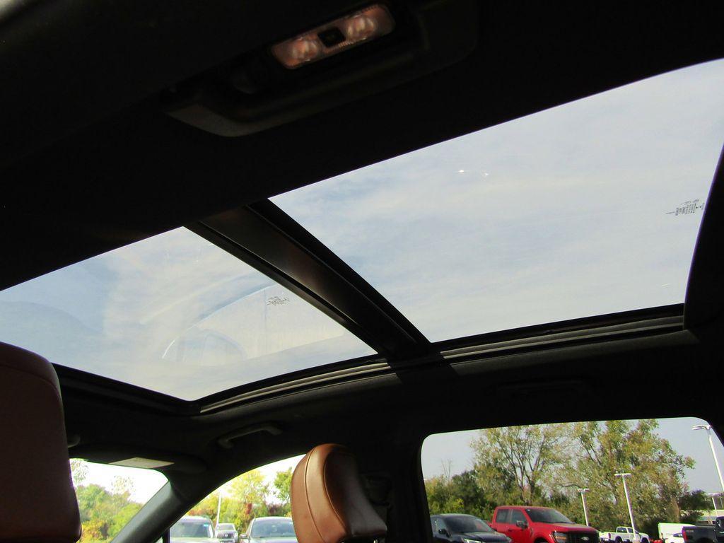 used 2021 Lincoln Nautilus car, priced at $34,972