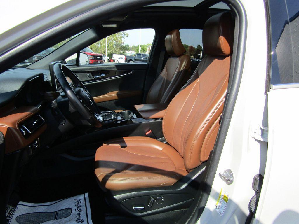 used 2021 Lincoln Nautilus car, priced at $34,972