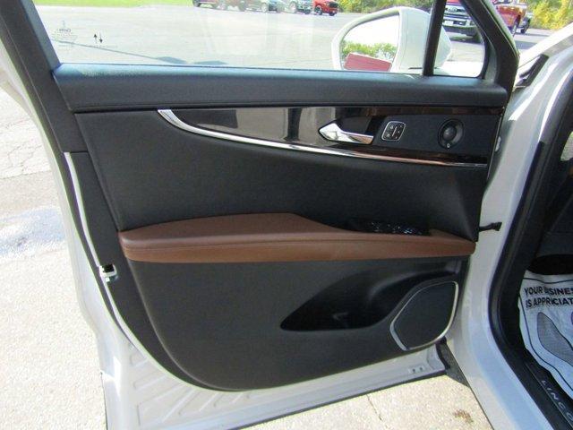 used 2021 Lincoln Nautilus car, priced at $33,727