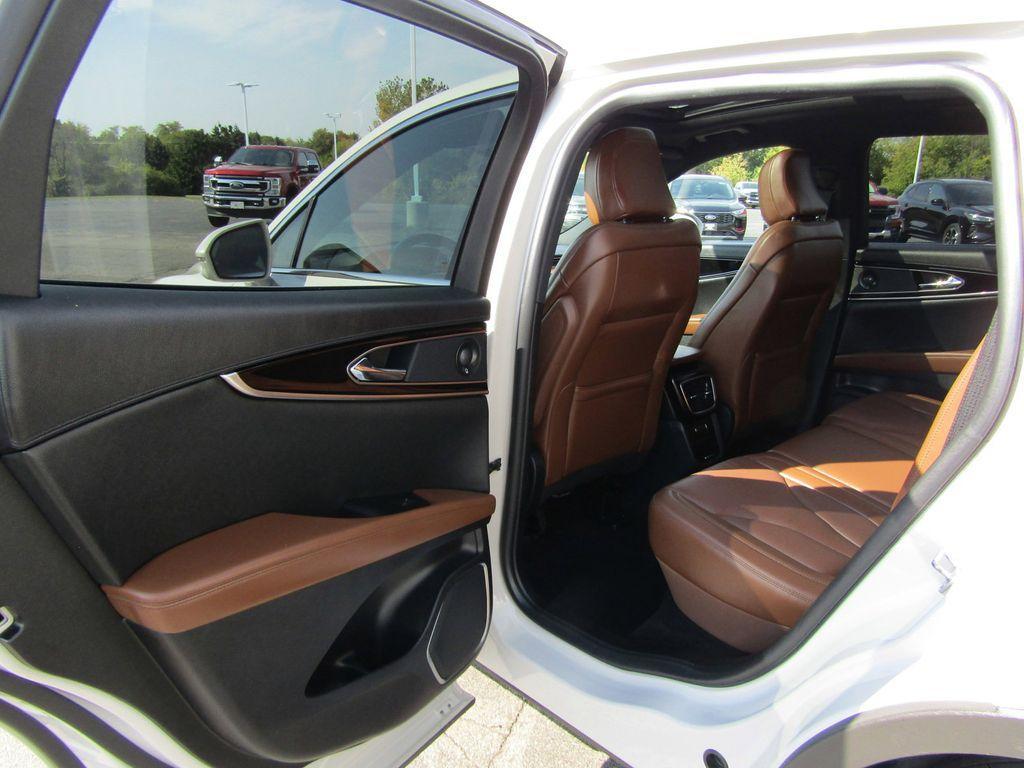 used 2021 Lincoln Nautilus car, priced at $34,972