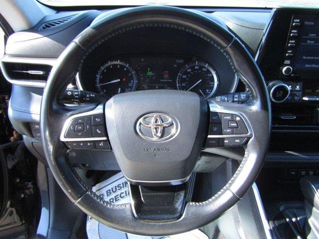 used 2021 Toyota Highlander car, priced at $26,415