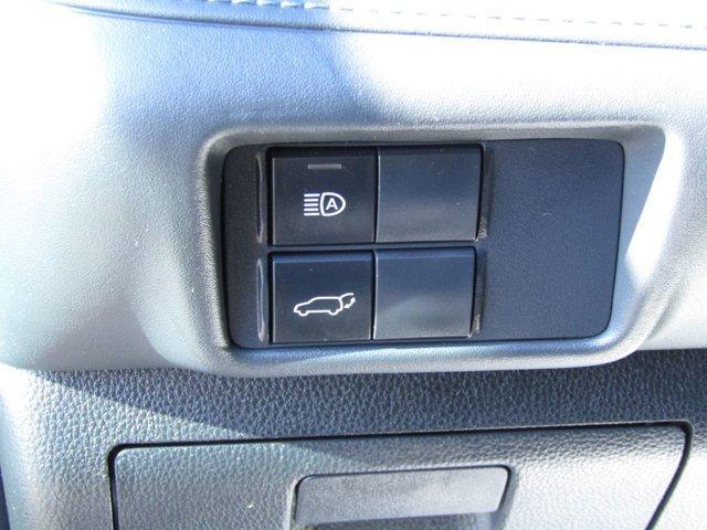 used 2021 Toyota Highlander car, priced at $26,415