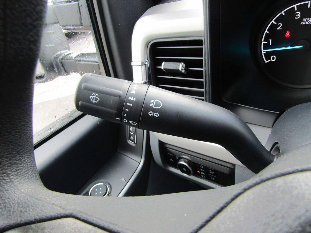 new 2024 Ford F-250 car, priced at $55,062
