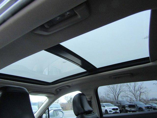 used 2022 Lincoln Nautilus car, priced at $38,166
