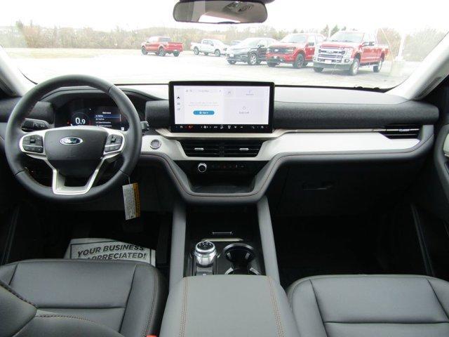 new 2025 Ford Explorer car, priced at $47,819