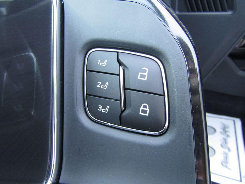 new 2025 Ford F-150 Lightning car, priced at $87,507