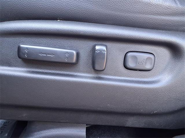 used 2023 Honda Ridgeline car, priced at $32,999