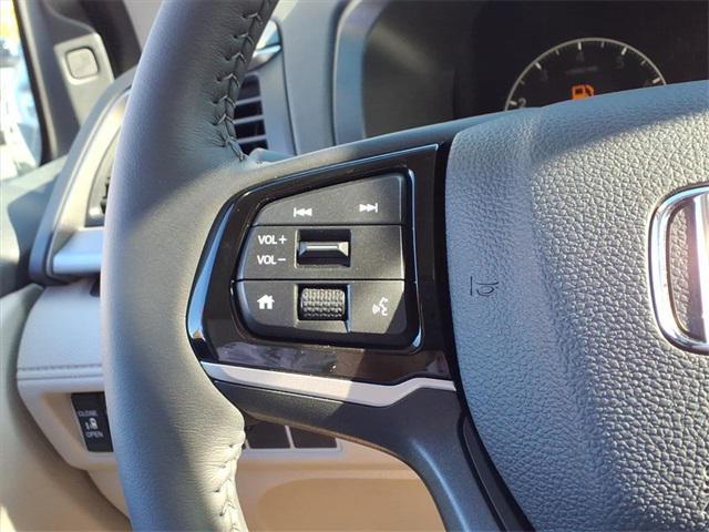 used 2025 Honda Odyssey car, priced at $39,999
