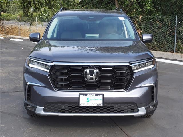 new 2025 Honda Pilot car