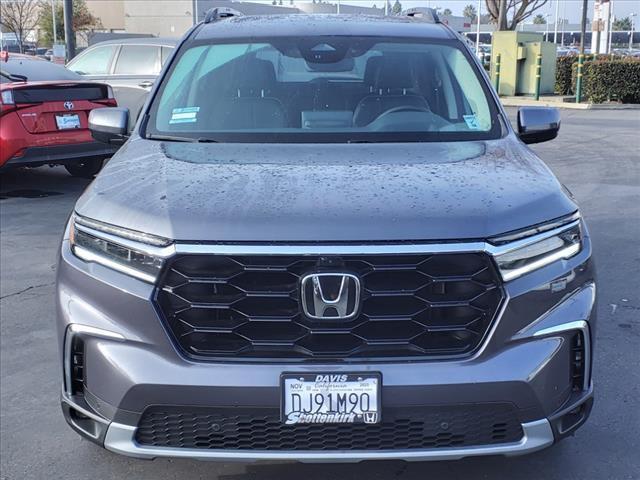 used 2025 Honda Pilot car, priced at $49,888