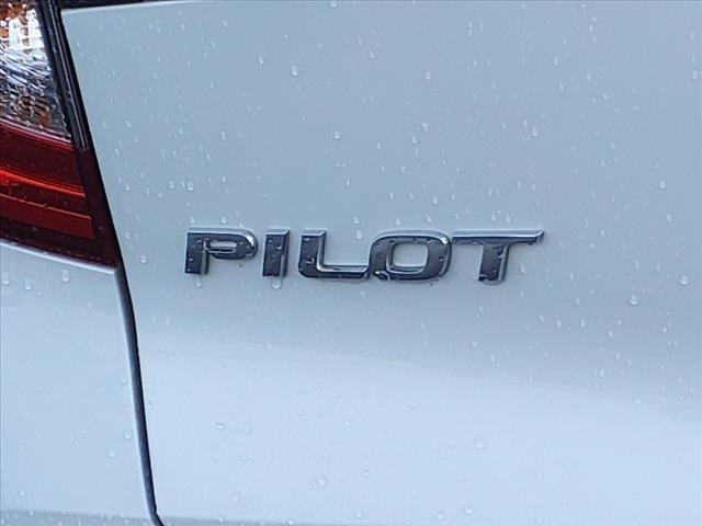 used 2022 Honda Pilot car, priced at $26,886