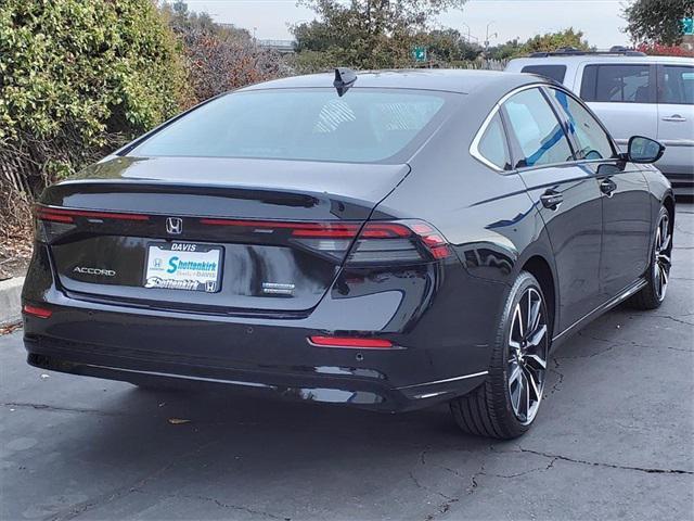 new 2025 Honda Accord Hybrid car