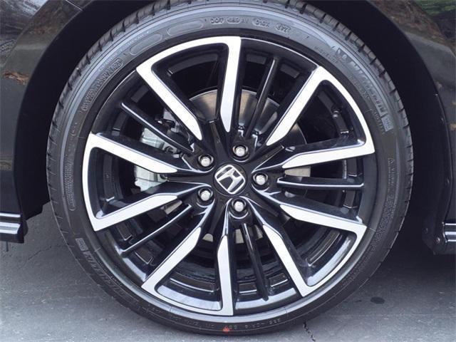 new 2025 Honda Accord Hybrid car, priced at $40,450