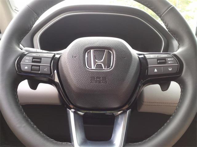 new 2025 Honda Pilot car, priced at $49,405