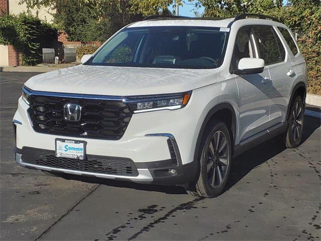 new 2025 Honda Pilot car, priced at $49,405