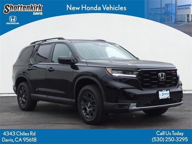 new 2025 Honda Pilot car, priced at $50,850