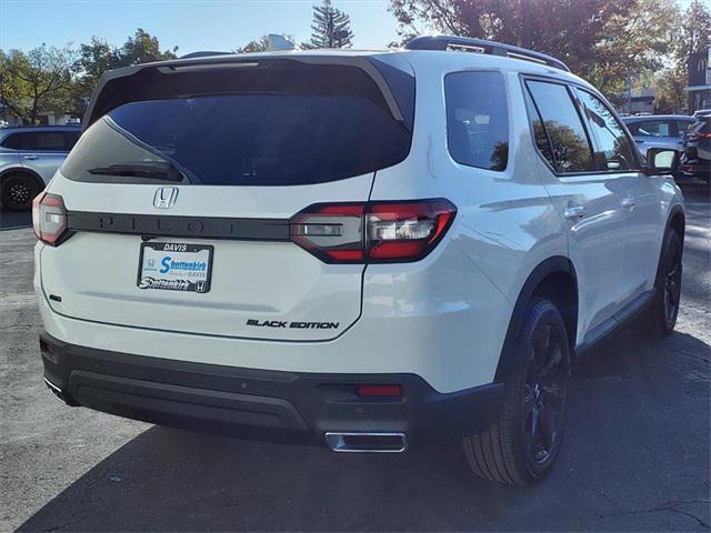 new 2025 Honda Pilot car, priced at $56,530
