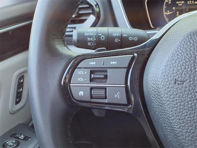 used 2025 Honda Pilot car, priced at $46,188