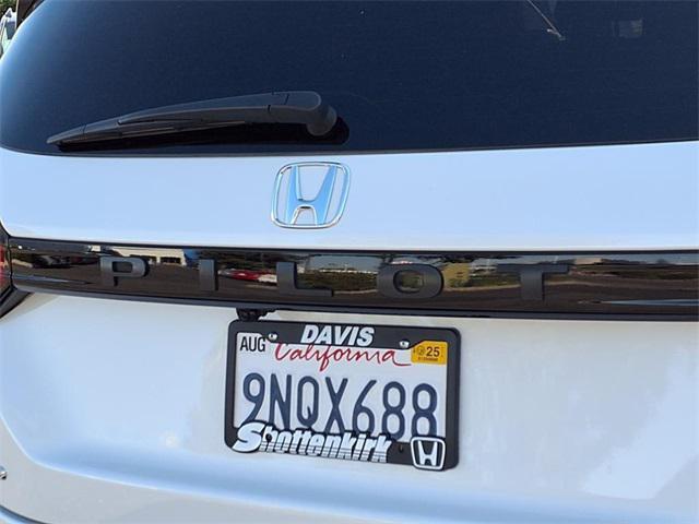 used 2025 Honda Pilot car, priced at $46,188