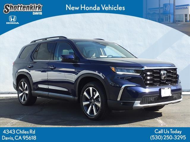 new 2025 Honda Pilot car, priced at $48,950