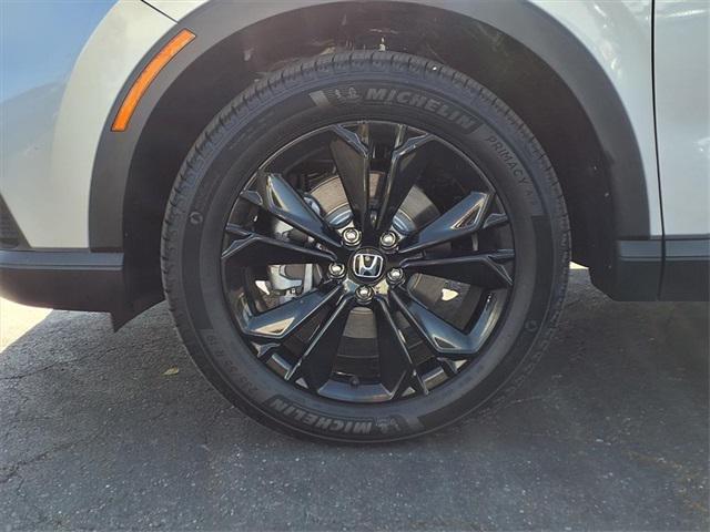 used 2025 Honda CR-V Hybrid car, priced at $39,999
