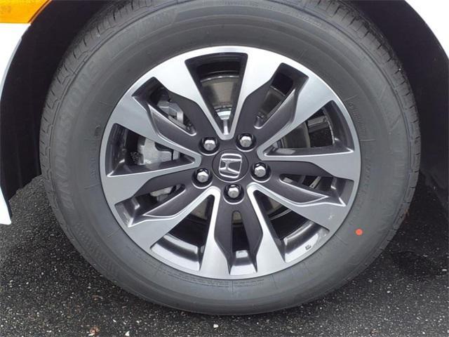 new 2025 Honda Odyssey car, priced at $44,125