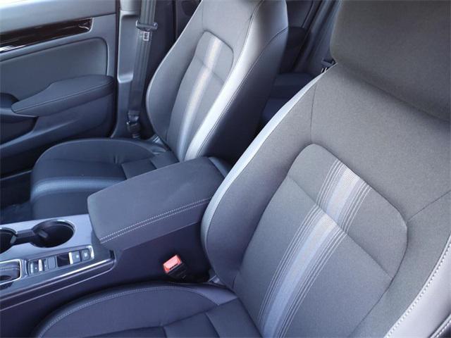 new 2025 Honda Civic Hybrid car
