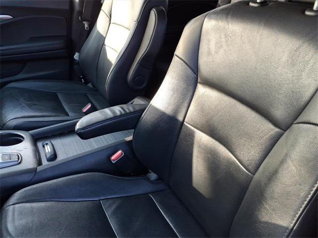 used 2022 Honda Pilot car, priced at $29,888