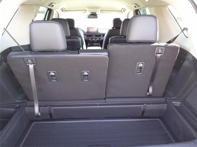 new 2025 Honda Pilot car, priced at $47,050