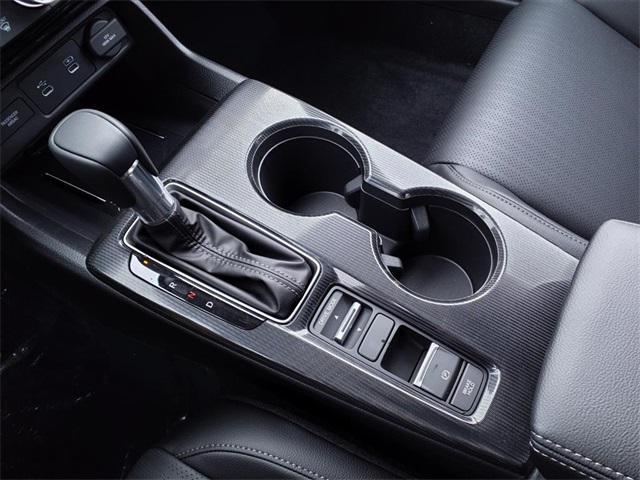 new 2025 Honda Civic Hybrid car