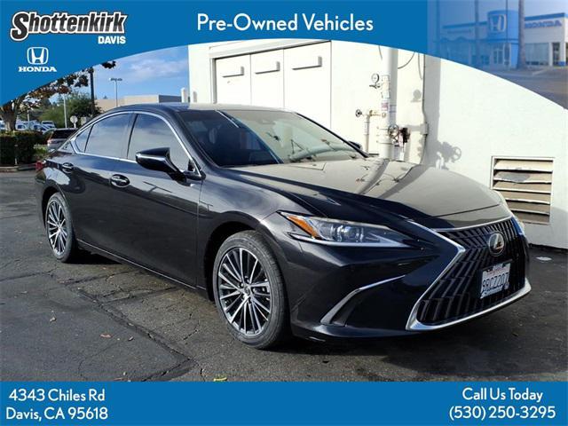 used 2025 Lexus ES 300h car, priced at $41,488