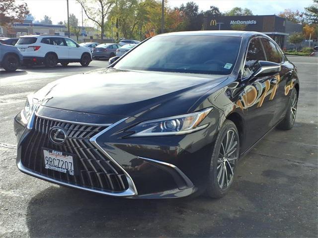 used 2025 Lexus ES 300h car, priced at $41,488