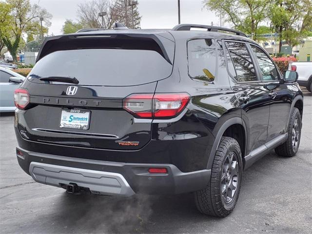 new 2025 Honda Pilot car, priced at $50,850