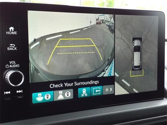 new 2025 Honda Pilot car, priced at $50,850