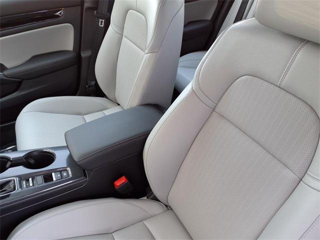 new 2025 Honda Civic Hybrid car, priced at $34,300
