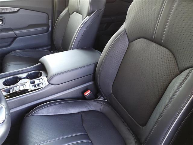 new 2025 Honda Pilot car, priced at $55,030