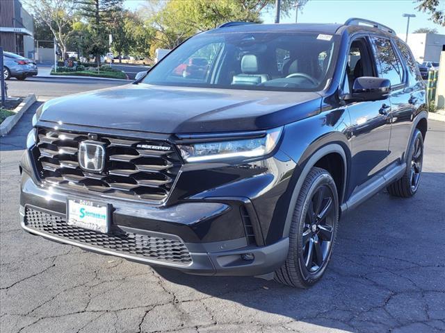 new 2025 Honda Pilot car, priced at $55,975