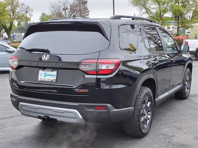 new 2025 Honda Pilot car, priced at $50,895