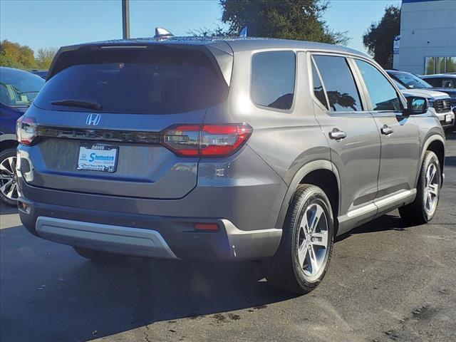 new 2025 Honda Pilot car, priced at $47,050