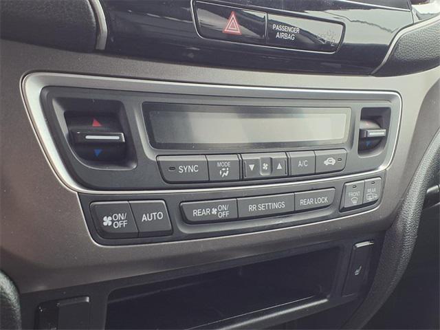 used 2022 Honda Pilot car, priced at $27,288