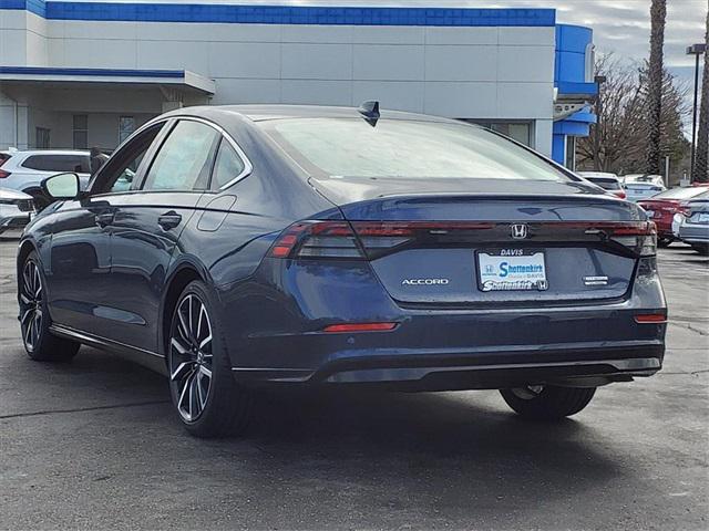 new 2025 Honda Accord Hybrid car