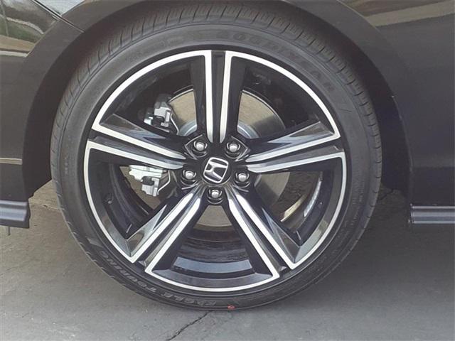 new 2025 Honda Accord Hybrid car