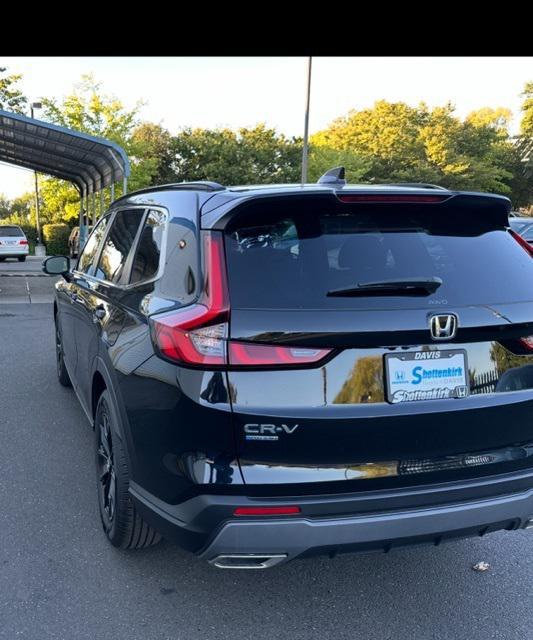 used 2024 Honda CR-V Hybrid car, priced at $35,888