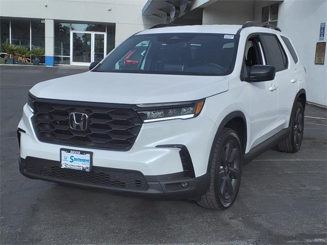 new 2025 Honda Pilot car, priced at $42,105