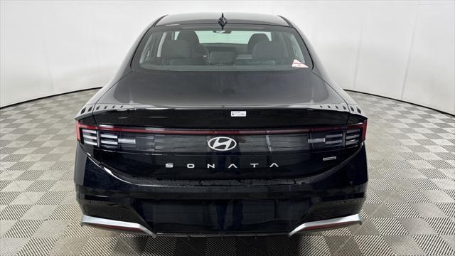 new 2024 Hyundai Sonata car, priced at $29,323