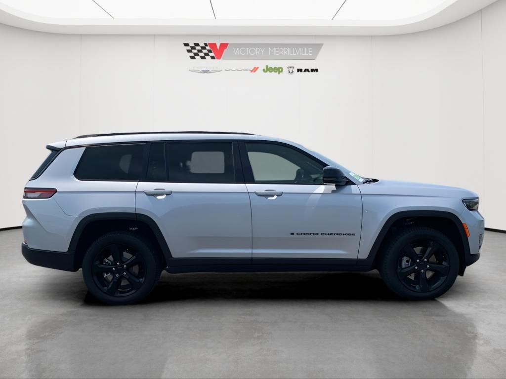 new 2025 Jeep Grand Cherokee L car, priced at $48,009