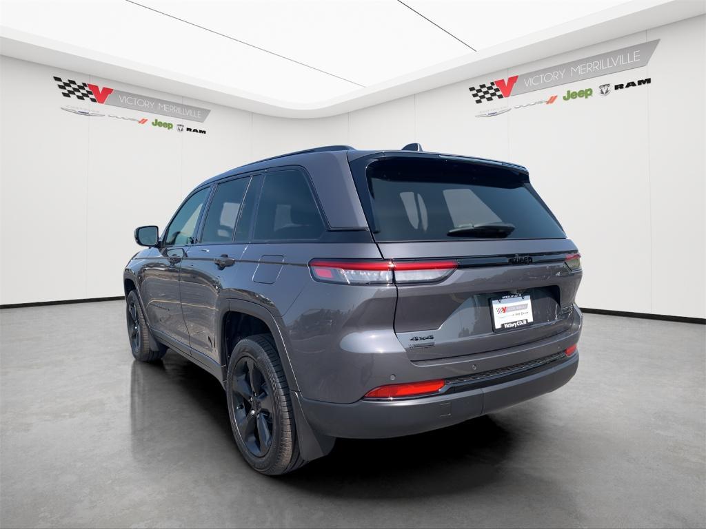 new 2025 Jeep Grand Cherokee car, priced at $47,092