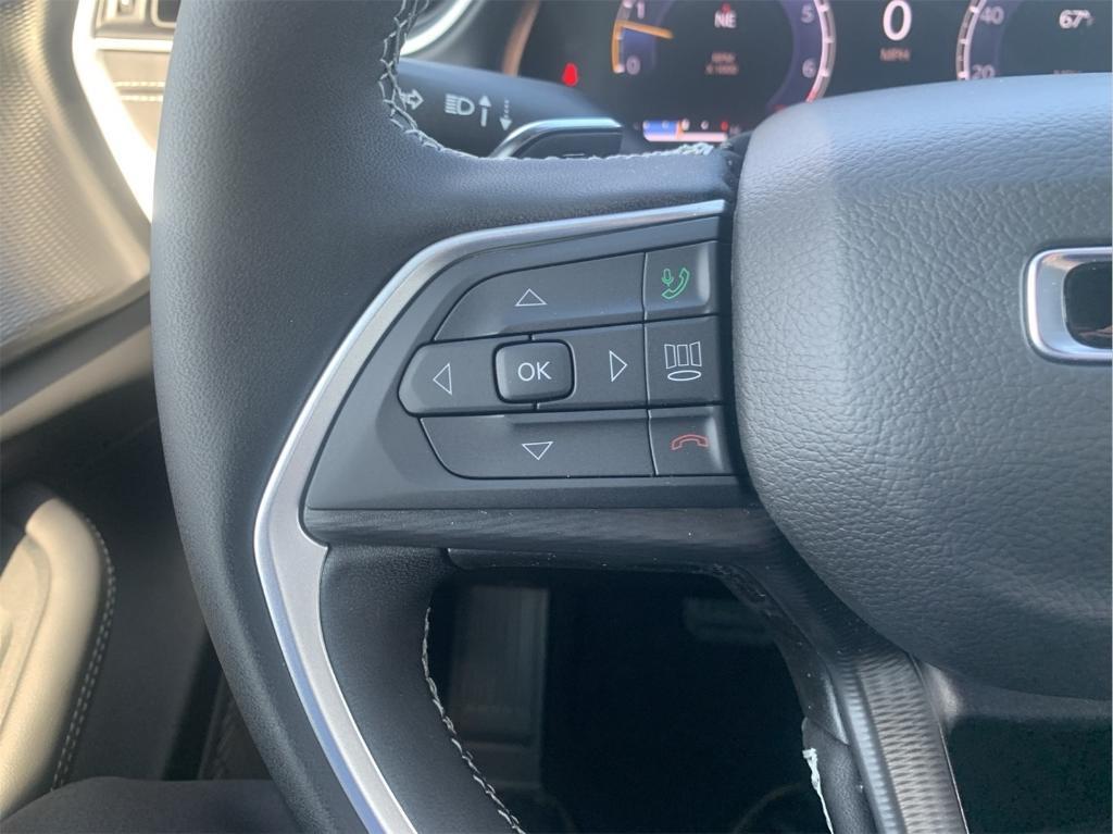 new 2025 Jeep Grand Cherokee L car, priced at $43,149